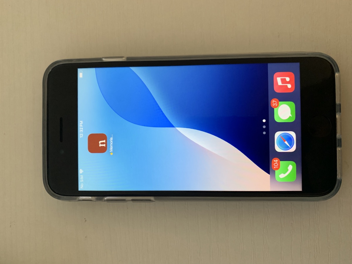 iPhone with Memoria Sensor pre-installed